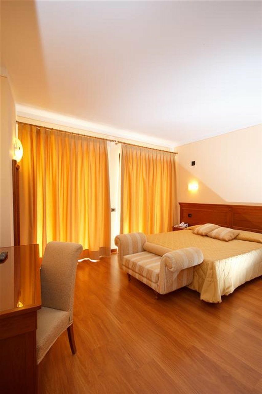 Hotel Panoramic Montepulciano Stazione Eksteriør bilde